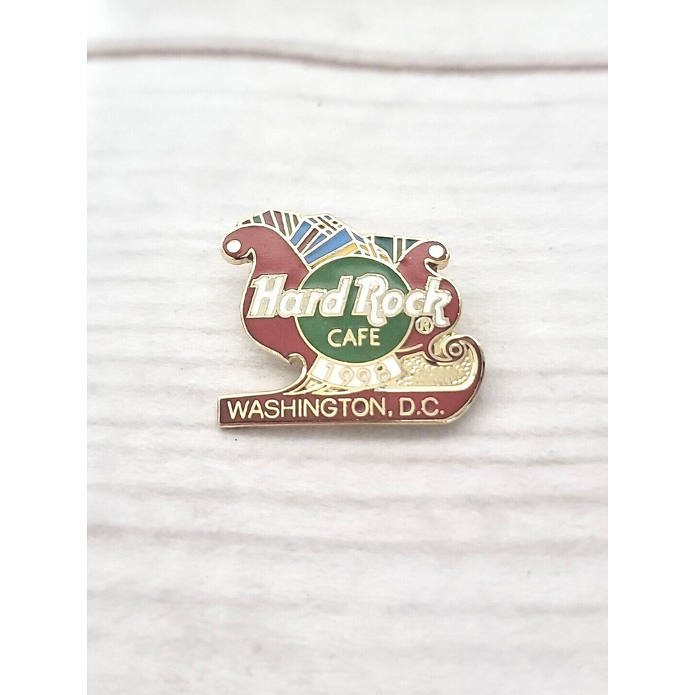Hard Rock Cafe Christmas Sleigh 1998 Washington DC Pin Vintage